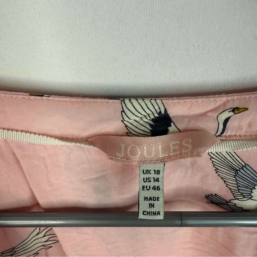 Joules long sleeve shirt, birds, black white Pink Top with Swan Design - Picture 8 of 12